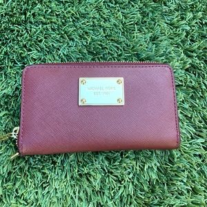 Michael Kors Mulberry Hand Wallet